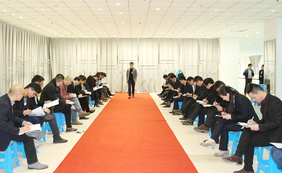 虎豹服飾2016秋冬新品評(píng)審會(huì)